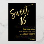 Black Minimalist Sweet 16th Birthday Party Gold Folie Uitnodiging<br><div class="desc">Creëer een persoonlijke en fantastische, knappe en minimalistische Sweet 16de verjaardagsfeestdag uitnodiging voor die speciale verjaardagsjongen of -meisje! Deze uitnodiging bevat een ruim en mooi kalligrafiescript met een echte gouden folie en een zwarte achtergrond. U kunt het met uw eigen tekst gemakkelijk aanpassen en het aanpassen aan uw het houden...</div>