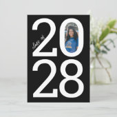 Black Modern Class Jaar van en Foto Afstuderen Aankondiging (Staand voorkant)