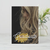 Black Modern Minimalist Graduation Aankondiging (Staand voorkant)