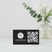 Black Modern Professional Business Logo QR-code Visitekaartje (Staand voorkant)