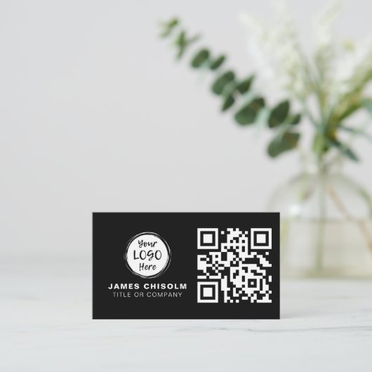 Black Modern Professional Business Logo QR-code Visitekaartje (Staand voorkant)