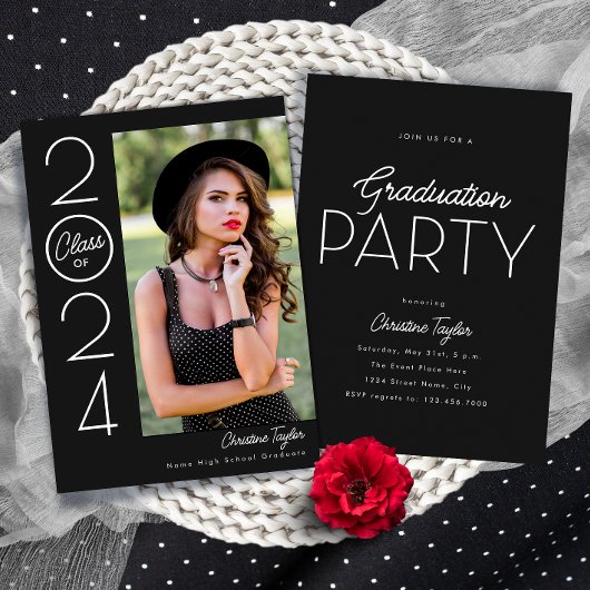 Black Modern Typography Photo Graduparty Kaart