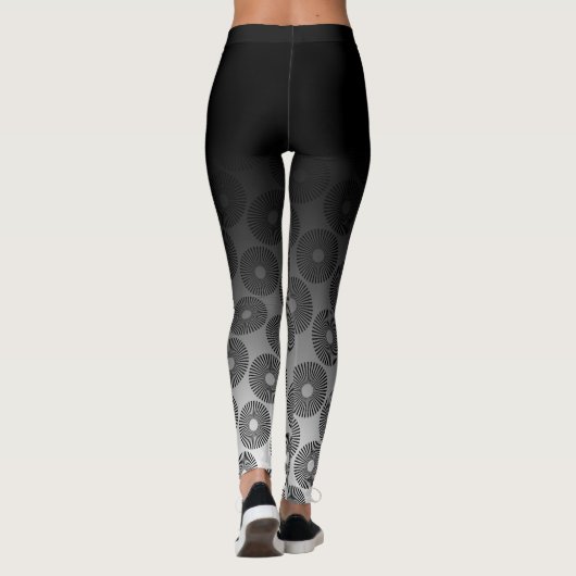 Black Ombre met Retro Black & White Round Pattern Leggings (Achterkant)