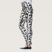 black on white on black leggings (Links)