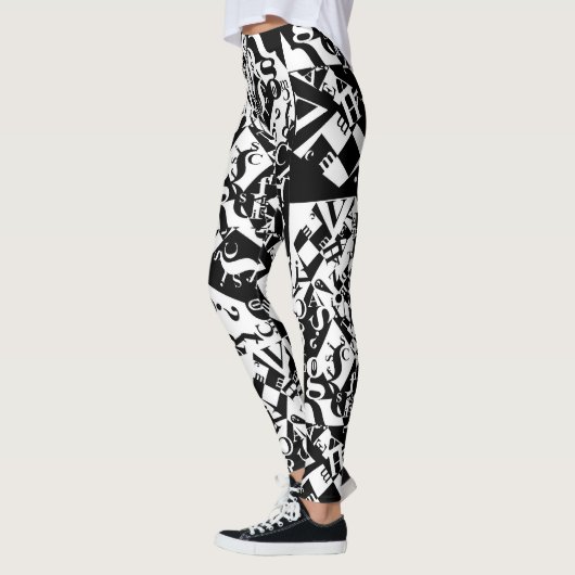 black on white on black leggings (Links)