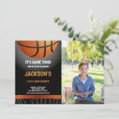 Black Oranje Basketball Birthday Invitation foto Kaart (Staand voorkant)