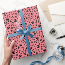 Black Paw Prints op Strawberry Pink