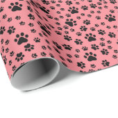 Black Paw Prints op Strawberry Pink Cadeaupapier (Rol Hoek)