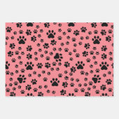 Black Paw Prints op Strawberry Pink Inpakpapier Vel (Voorkant 2)