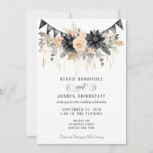 Black & Peach Floral Wedding Invitation  Kaart (Voorkant)