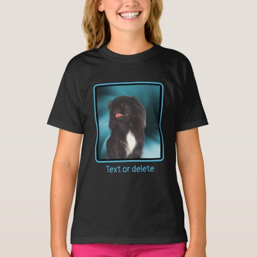 Black Pekingese Blue Swirls Dog Art gepersonalisee T-shirt (Voorkant)
