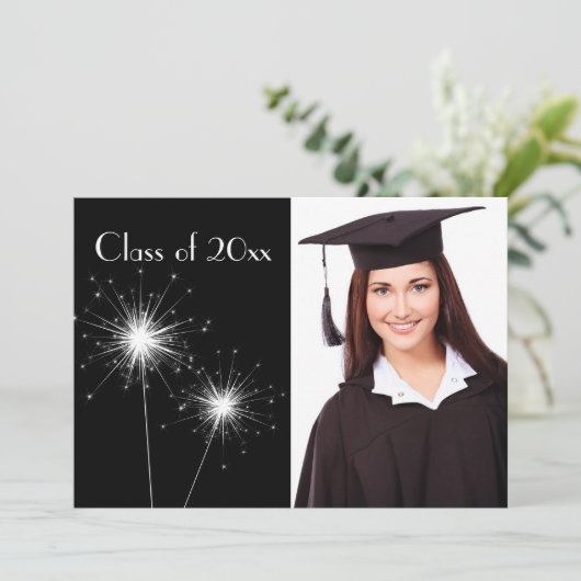 Black Photo Sparkler Afstuderen Invite Kaart (Staand voorkant)