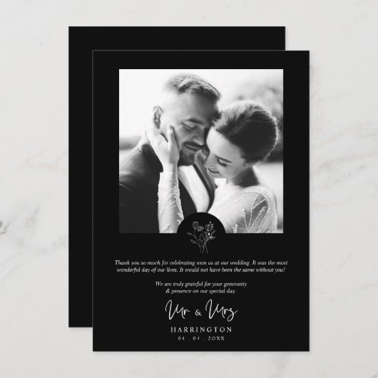 Black Photo Typography MR & MRS Wedding Bouquet  Bedankkaart (Voorkant / Achterkant)