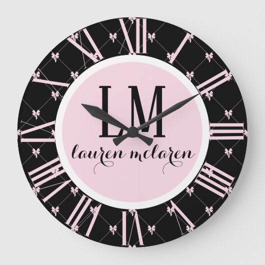Black & Pink Bow Monogram Grote Klok (Voorkant)