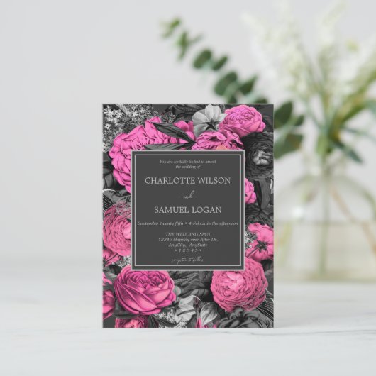 Black Pink Floral | Modern Chic Floral Wedding Uitnodiging Briefkaart (Staand voorkant)