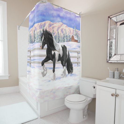 Black Pinto Piebald Gypsy Vanner Draft Horse Douchegordijn (In situ)