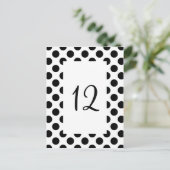 Black Polka Dot Table Number Briefkaart (Staand voorkant)