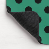 Black polka dots in green muismat (Hoek)