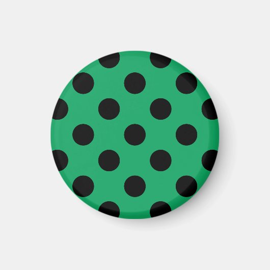 Black polka dots on fresh green magneet (Voorkant)