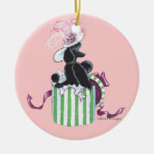 Black Poodle Hatbox Retro-versiering Keramisch Ornament (Voorkant)