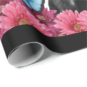 Black Pug met blauwe vlinders en gerberas Cadeaupapier (Rol Hoek)