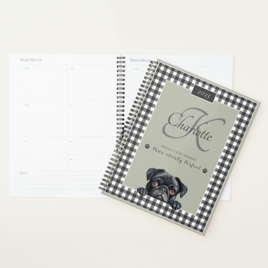 Black Pug Sage Green Gingham Aangepaste naam Monog Planner (Display)