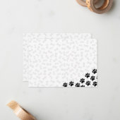 Black Puppy Paw Prints and Bones Custom Notitiekaartje (Voorkant / Achterkant in situ)