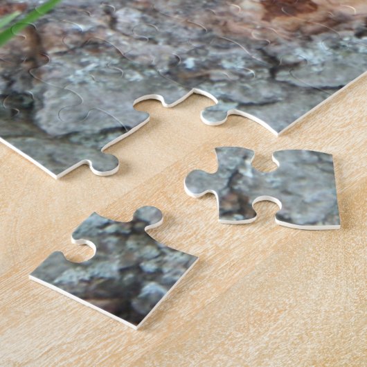 Black Rabbit in Hollow of a Tree Photo Legpuzzel (Zijkant)