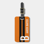 Black Racing Stripes op Oranje monogrammed Custom Bagagelabel (Voorkant verticaal)