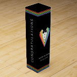 Black Rainbow Groomsmen Gay Pride Wedding Wijn<br><div class="desc">Black Rainbow Groomsmen Gay Pride Wedding wijndoos - gemakkelijk aan te passen met namen en trouwdatum</div>