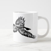 Black Raven Bird Soaring in Flight Swooping Art Grote Koffiekop (Rechts)