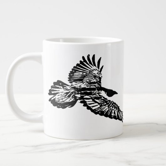 Black Raven Bird Soaring in Flight Swooping Art Grote Koffiekop (Links)