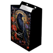 Black Raven met Bloemen Gotisch Ontwerp Verjaardag Medium Cadeauzakje (Achterkant Gekanteld)