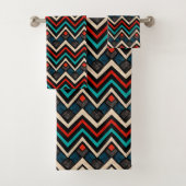 Black Red Blauwgroen Beige Aztec Pattern Bad Handdoek (Insitu)