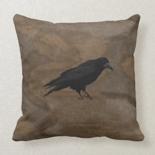 Black Rook British Corvid en Rustic Background Kussen