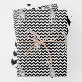 Black Safari Chevron met Pop Art Giraffe Inpakpapier Vel (In situ)