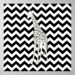 Black Safari Chevron met Pop Art Giraffe Poster<br><div class="desc">Mod Chevron patroon in het Safari Moods kleurenpalet van Emporio Moffa,  met pop-art giraffe aan één zijde.</div>