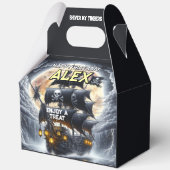 Black Sails Ahead Pirate 5"w x 3"l x 6.5"h Bedankdoosjes (Voorkant)