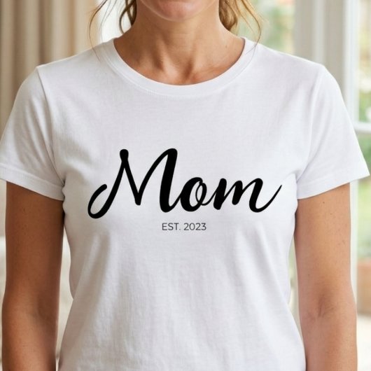 Black Script Year Established Mom T-shirt