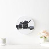 Black Semi Truck met volledige verlichting in Uitz Ronde Klok (Huis)