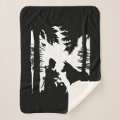 Black Silhouette over White Red Riding Hood Wolf Sherpa Deken (Voorkant)