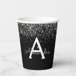 Black Silver Glitter Sparkle Monogram Paper Cups Papieren Bekers<br><div class="desc">Zilveren en zwarte Faux Glitter en Sparkle Elegant Monogram Birthday,  Wedding,  Vrijgezellenfeest of Bachelorette Party Cup. Deze Voetbal kan worden aangepast om uw initiaal en voornaam op te nemen. Neem contact op met de ontwerper voor aangepaste overeenkomende objecten.</div>