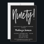 Black Silver Script 90th Birthday Party Invitation Kaart<br><div class="desc">Een elegante,  eenvoudige maar opvallend zwarte en zilveren uitnodiging voor een 90e verjaardag. De het manuscripttekst van Glam bij de bovenkant en zilveren hieronder tekst met de naam in stand-out wit</div>