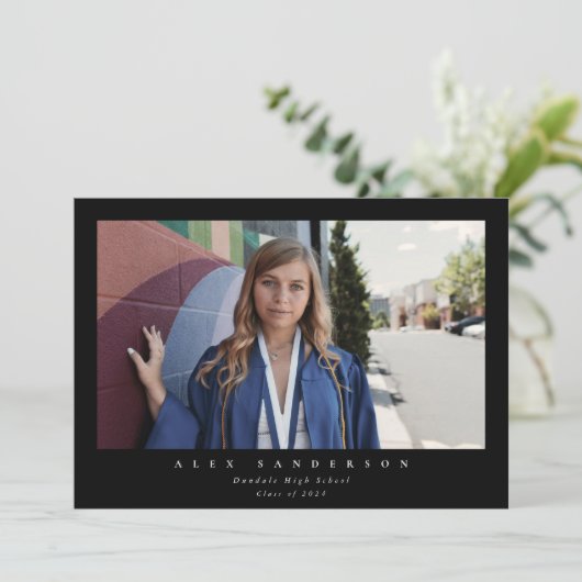 Black Simple Modern Single Photo Afstuderen Aankondiging (Staand voorkant)