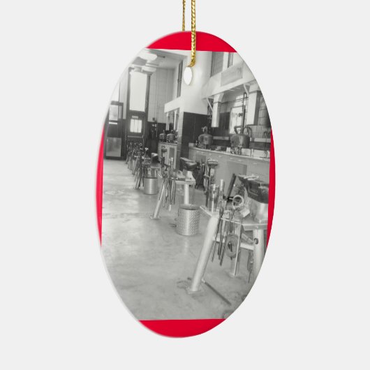 Black Smith Ornament (Rechts)