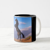 Black Stallion Tweekleurige Koffiemok (Voorkant rechts)
