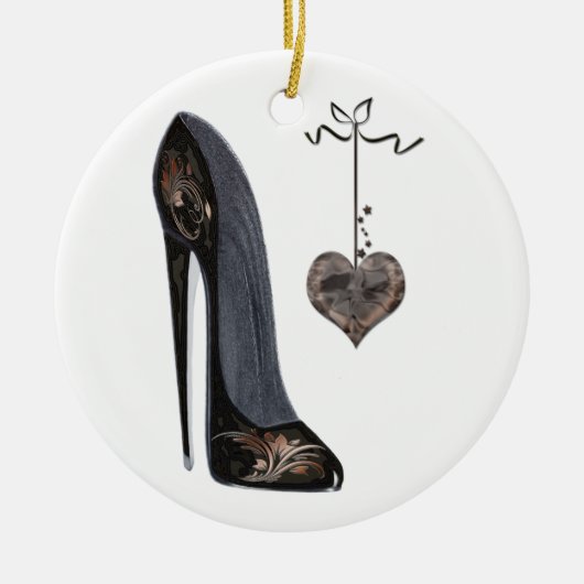 Black Stiletto Shoe and Heart Keramisch Ornament (Voorkant)
