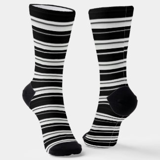 Black Stripe Socks – Bold Monochrome Style Sokken