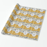 Black Swirl & Gold 50th Wedding Jubileum Foto Cadeaupapier<br><div class="desc">Dit gouden trouwcadeautje dat het pakpapier voor huwelijksfeesten omgeeft,  bevat een zwart stalen demaspatroon als achtergrond,  een gouden golvende streep over het midden en een ovaal aanpasbaar fotopatroon. De  tekst staat u toe om de namen van het paar toe te voegen.</div>