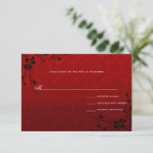 Black Swirls Lighter Red Metallic Damask Wedding RSVP Kaartje (Staand voorkant)